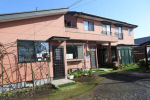 《使い勝手、費用、保守》を総合的に検討した結果で決めました。